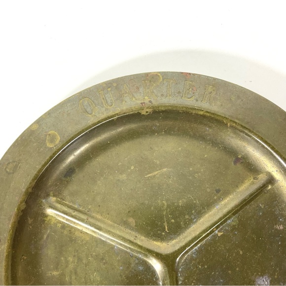 Vintage Brass Pocket Change Dish with Heavy Patina Jewelry Tray - Picture 5 of 6